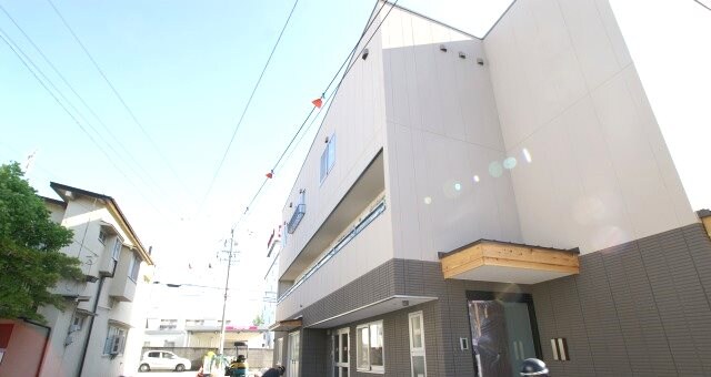 SKY COURTの物件外観写真