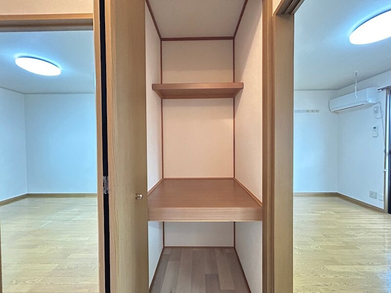 アトリオ・カルティスの物件内観写真