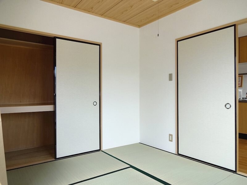 リンピアルネッサの物件内観写真