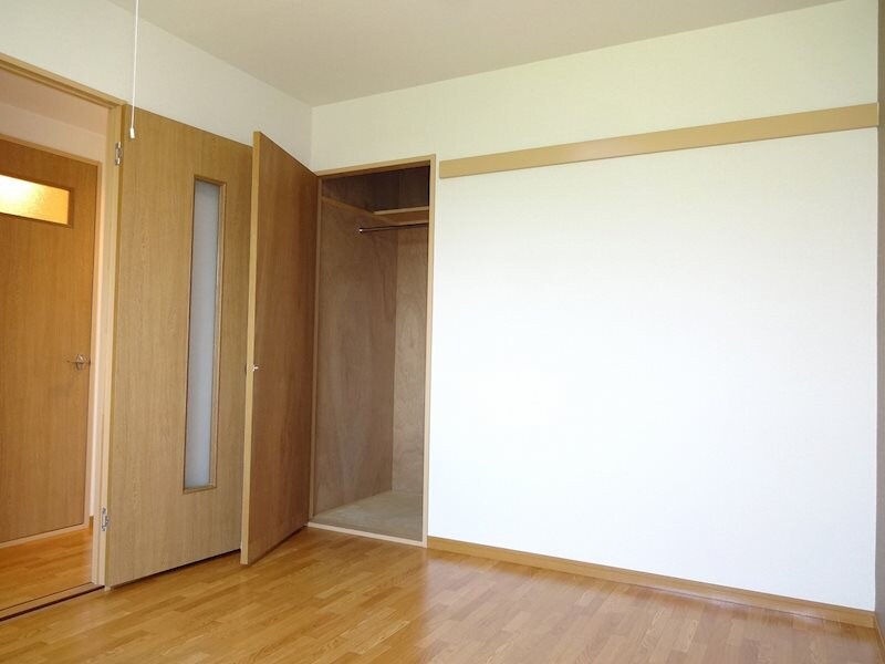 リンピアルネッサの物件内観写真