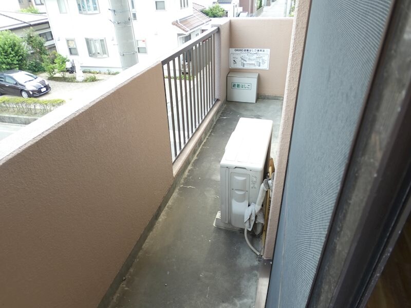 芳川コーポ南棟の物件内観写真