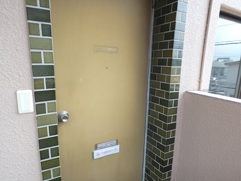 芳川コーポ南棟の物件内観写真