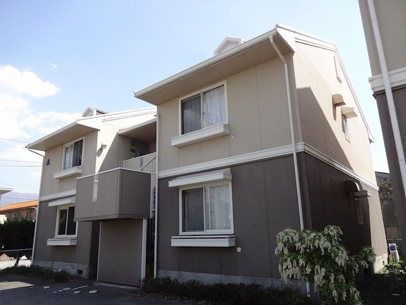 メイプルタウンA棟の物件外観写真