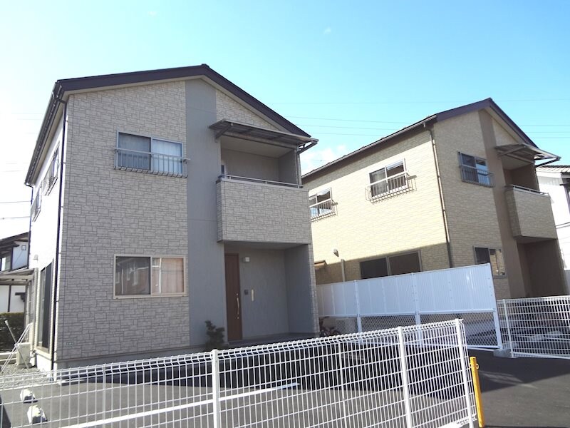 沢村賃貸住宅南棟の物件外観写真