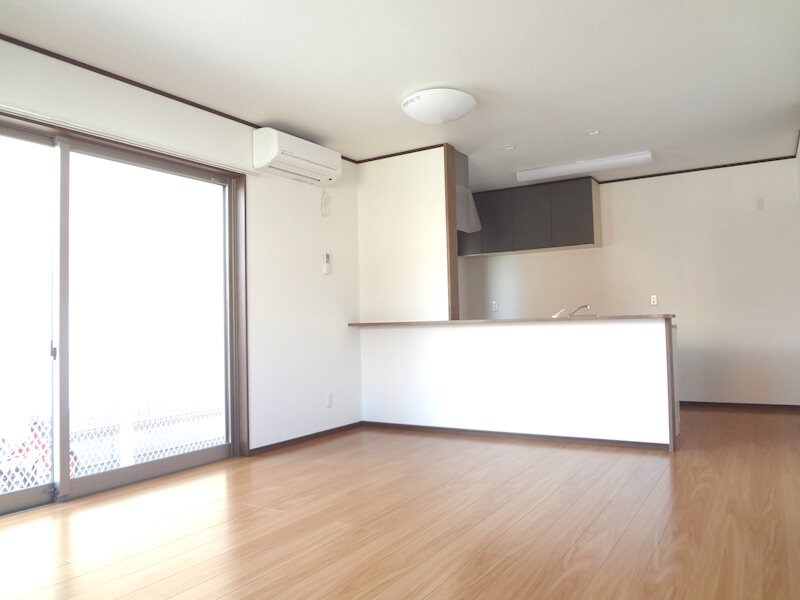 沢村賃貸住宅南棟の物件内観写真