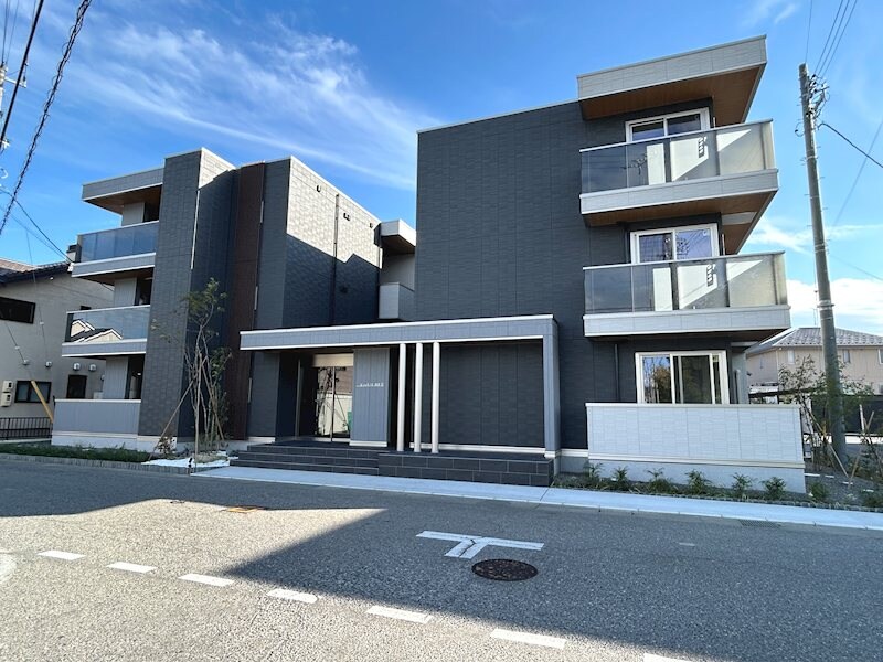 CouR18高宮Eの物件外観写真