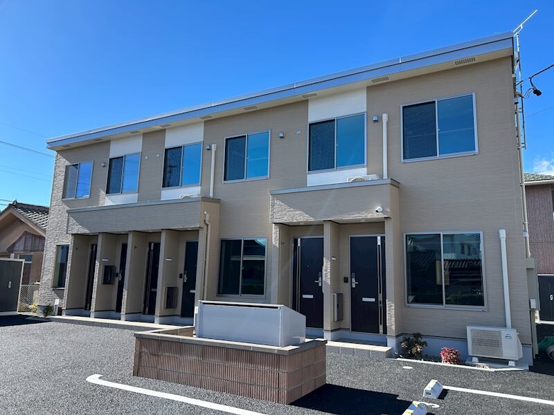 メゾン・杉山の物件外観写真