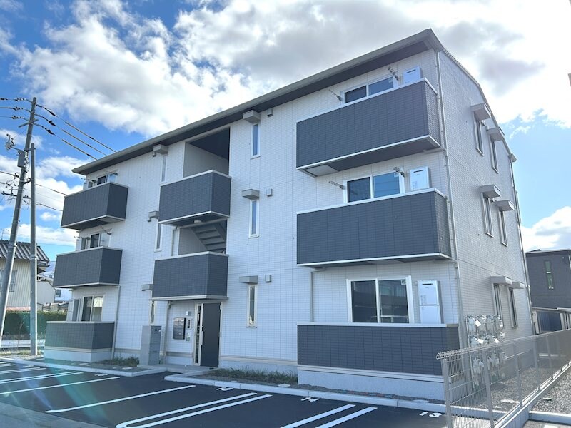 GRAND　D-ROOM高宮北Eの物件外観写真