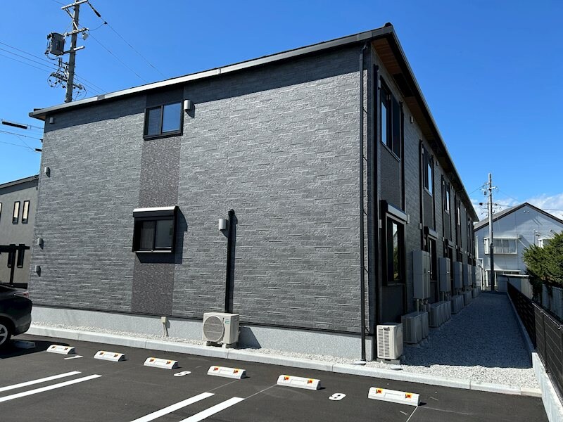 シャルマン　シャトーの物件外観写真