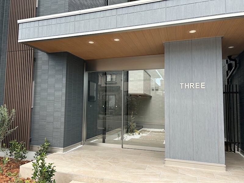 THREEの物件内観写真