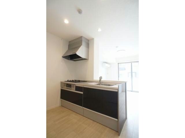 ルーシーエメラルド（安堀町）の物件内観写真