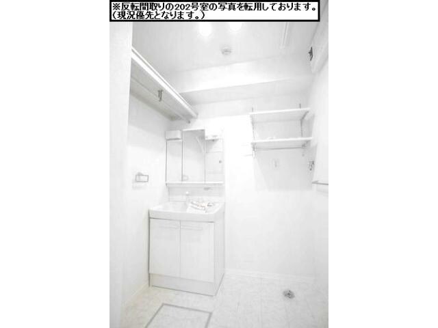 ルーシーエメラルド（安堀町）の物件内観写真