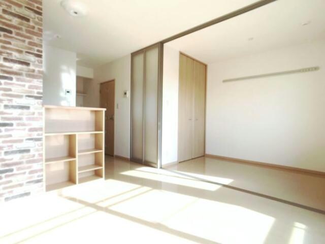 ルリエール（安堀町）の物件内観写真