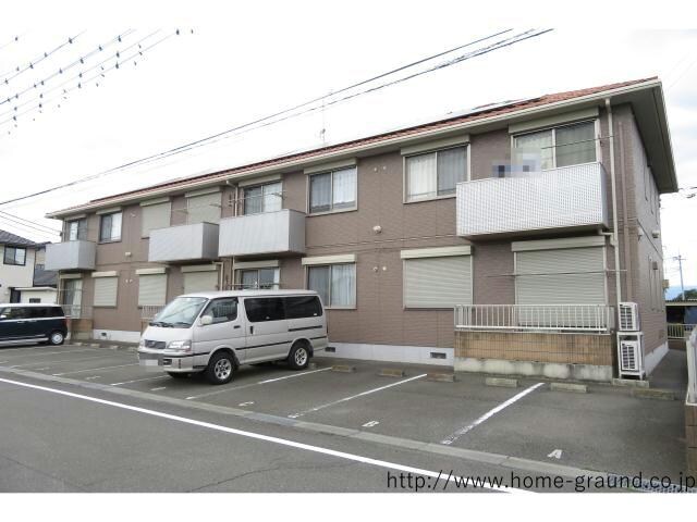 シャルル・アンレ（波志江町）の物件外観写真