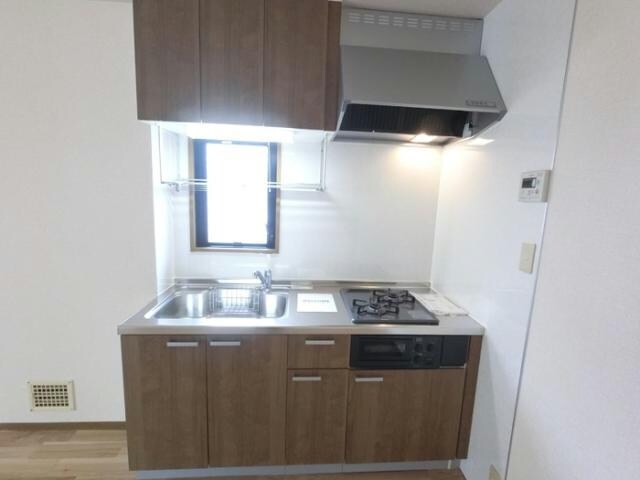 プルミエ・ラムールＡ（連取町）の物件内観写真