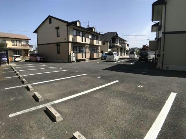 プルミエ・ラムールＡ（連取町）の物件外観写真