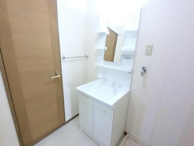 プルミエ・ラムールＡ（連取町）の物件内観写真