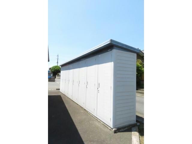 フリージアＭ（下植木町）の物件外観写真