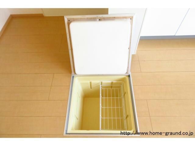 クローリス（赤堀鹿島町）の物件内観写真