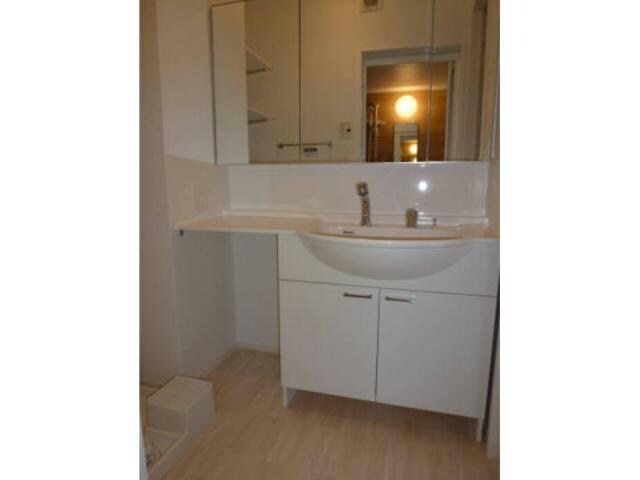 さざんかＢ（曲輪町）の物件内観写真