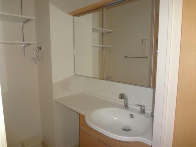 サファイア（山王町）の物件内観写真