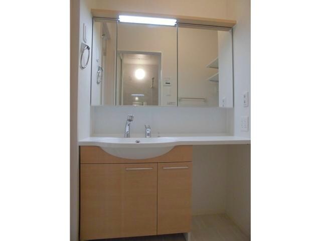 エメラルドグリーン（寿町）の物件内観写真