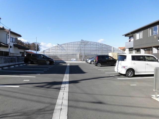 フロントマーレB（田部井町）の物件外観写真