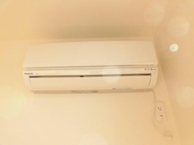 フロントマーレB（田部井町）の物件内観写真