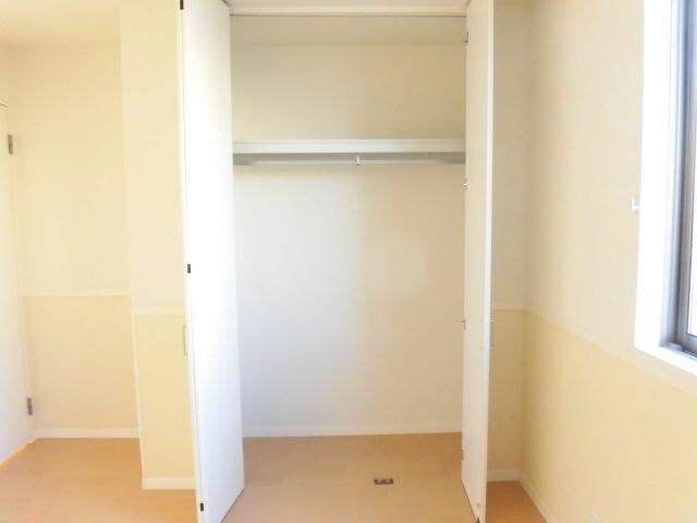 フロントマーレB（田部井町）の物件内観写真