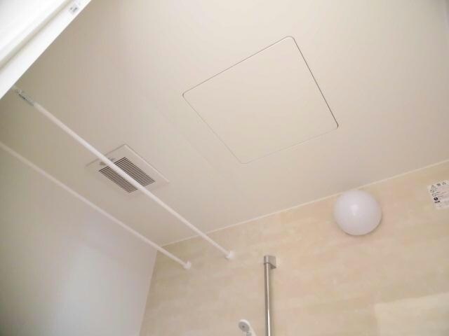 フロントマーレB（田部井町）の物件内観写真