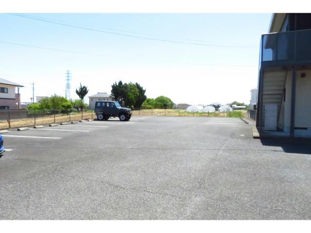 ウィル・ヴィレッジＡ（東小保方町）の物件外観写真