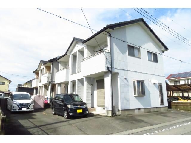 アクシス（三室町）の物件外観写真