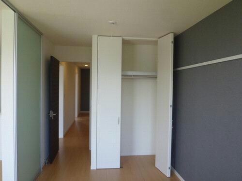 エストレリータ（茂呂町）の物件内観写真