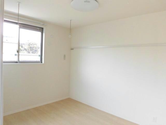 ベルドミールＢ（豊城町）の物件内観写真