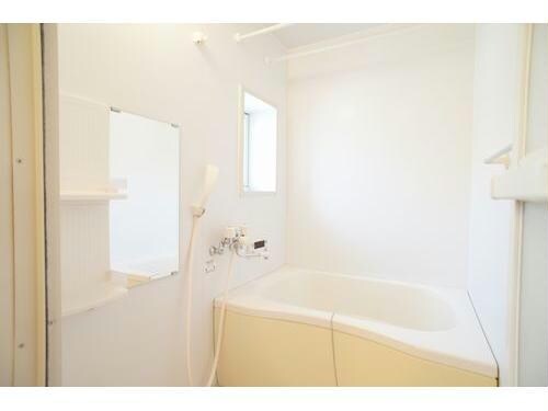 キャロッツＥ（今泉町）の物件内観写真