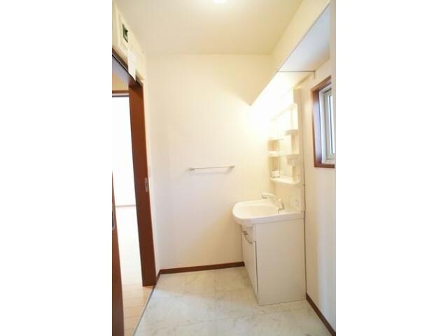 キャロッツＥ（今泉町）の物件内観写真