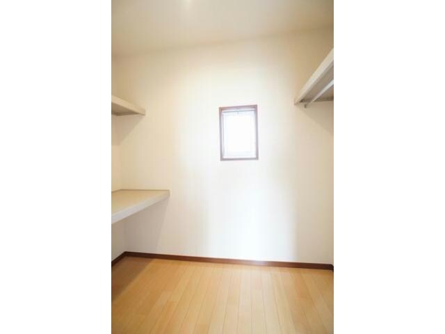 キャロッツＥ（今泉町）の物件内観写真