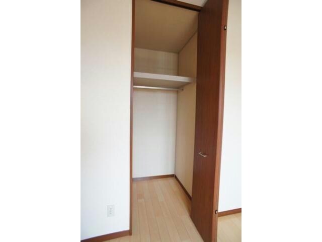 キャロッツＥ（今泉町）の物件内観写真