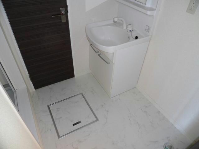 ヴィクトワールⅡＢ（境伊与久）の物件内観写真