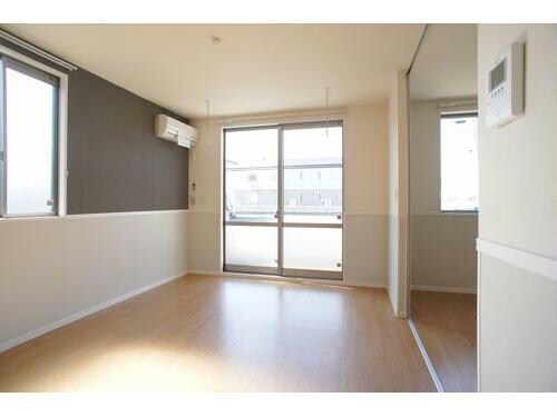 コートリシャールA（宮子町）の物件内観写真