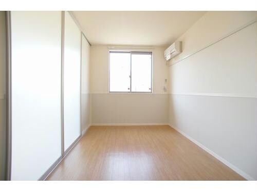 コートリシャールA（宮子町）の物件内観写真