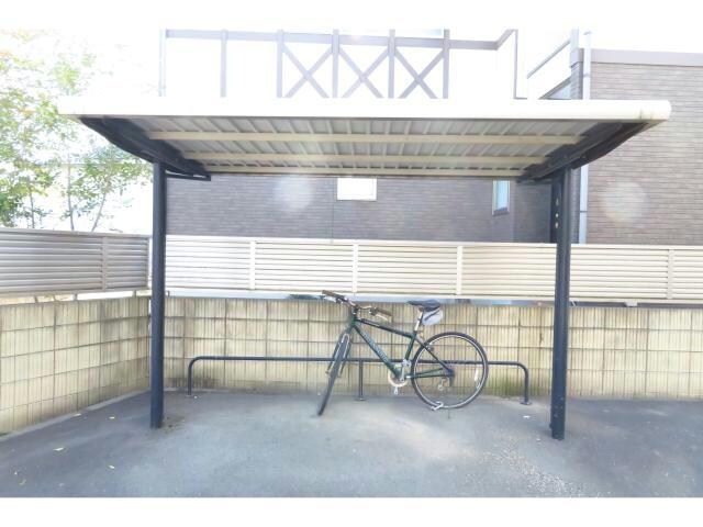 コートリシャールA（宮子町）の物件外観写真