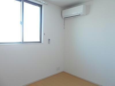 サンセレーノ光（今泉町）の物件内観写真