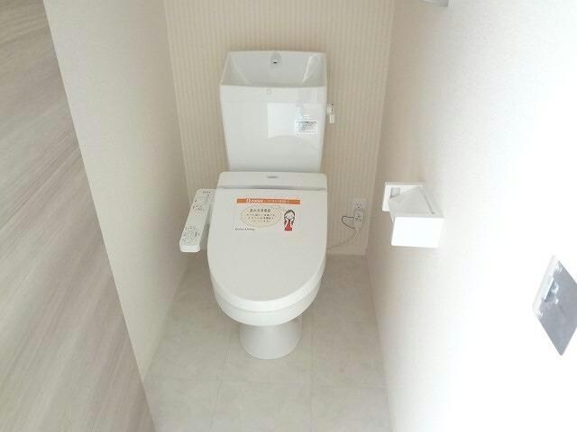 ローズハイツ（茂呂町）の物件内観写真