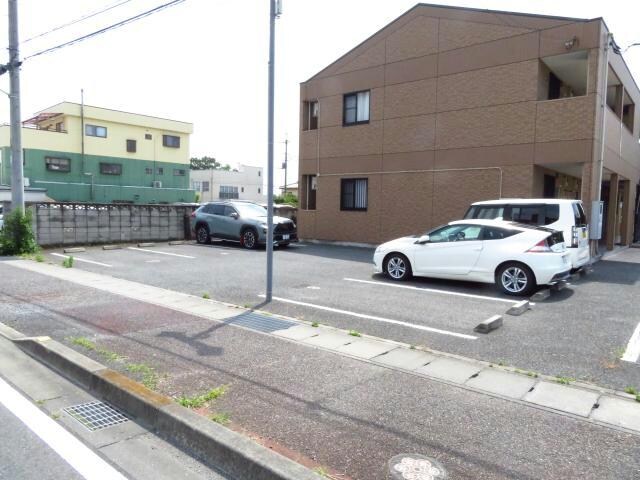 アリウス（八坂町）の物件外観写真