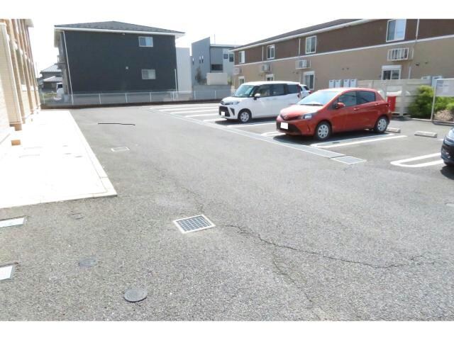 サン・カブラキ（東小保方町）の物件外観写真