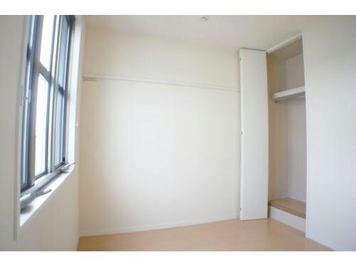 ケイコーポＥ（南千木町）の物件内観写真