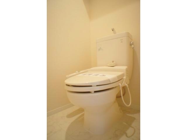 ケイコーポＥ（南千木町）の物件内観写真