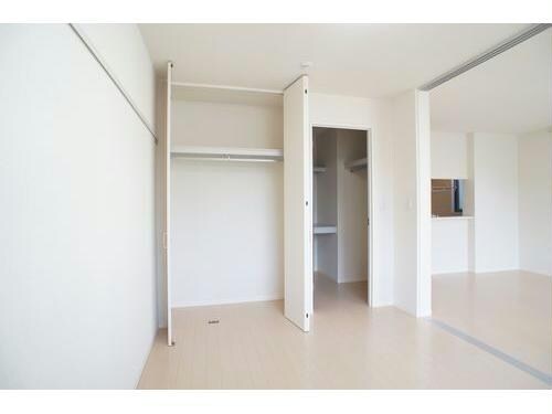 プルメリア（昭和町）の物件内観写真