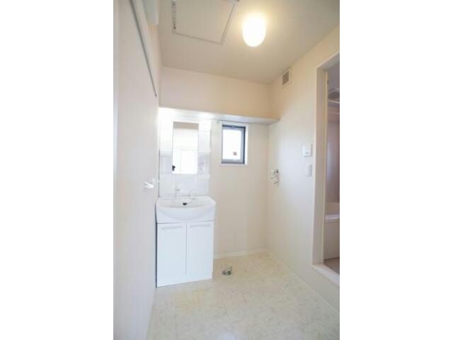 プルメリア（昭和町）の物件内観写真